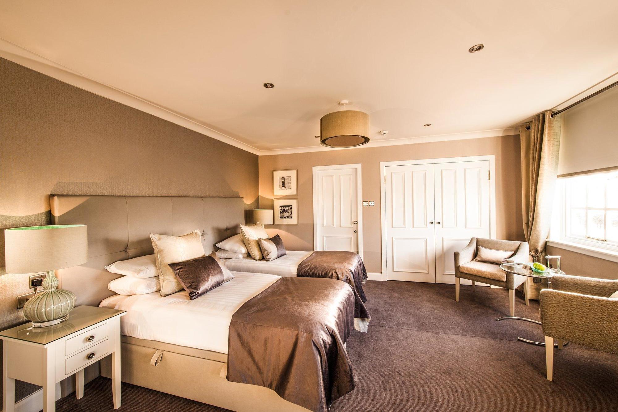 Piersland House Hotel ทรูน ภายนอก รูปภาพ